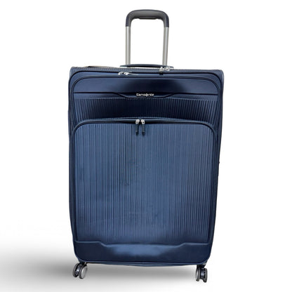 Samsonite Silhouette 18 Large Softside Check-in - Deep Navy (Preowned)