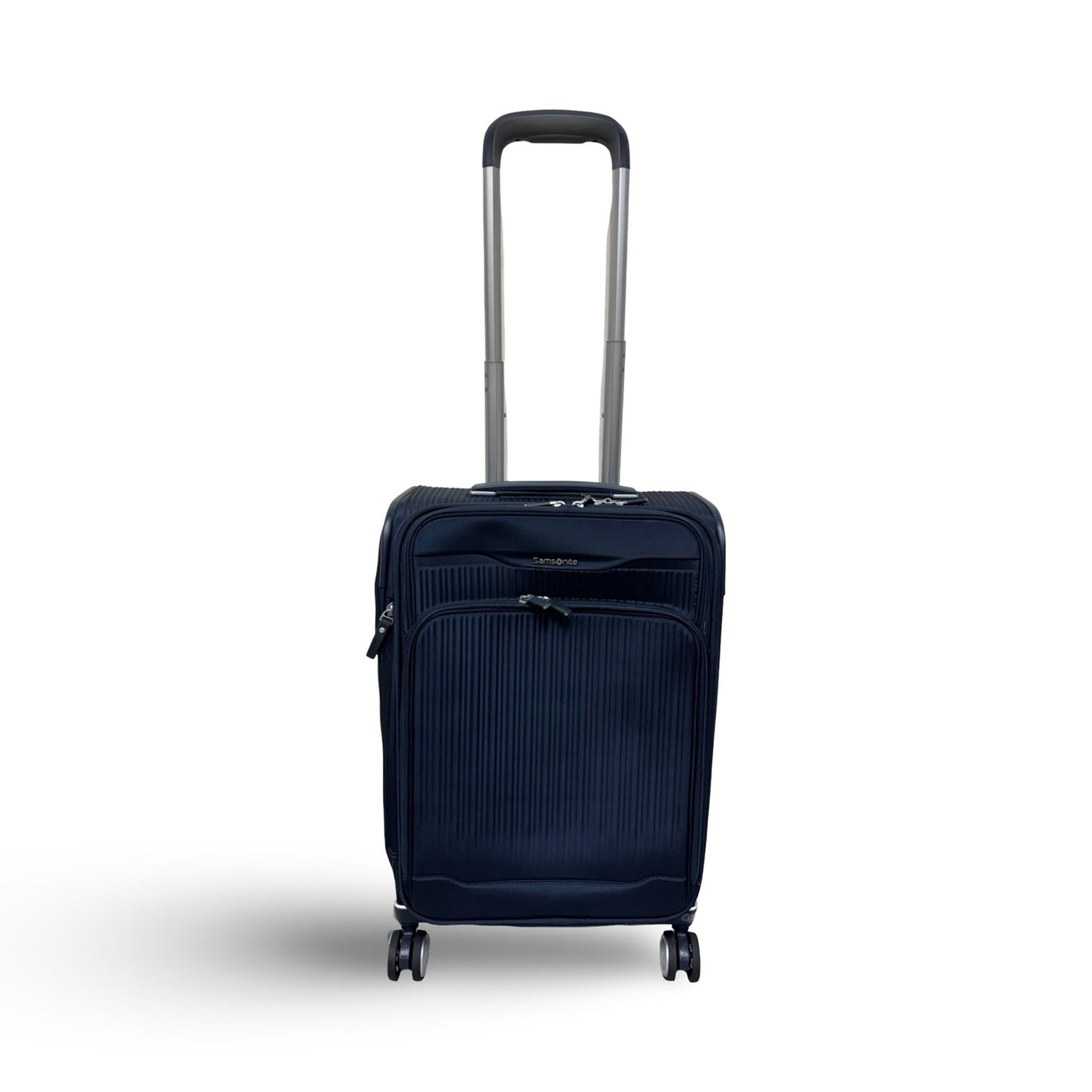 Samsonite Silhouette 18  Softside Medium Carry-on Spinner - Deep Navy (Preowned)