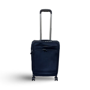 Samsonite Silhouette 18  Softside Medium Carry-on Spinner - Deep Navy (Preowned)