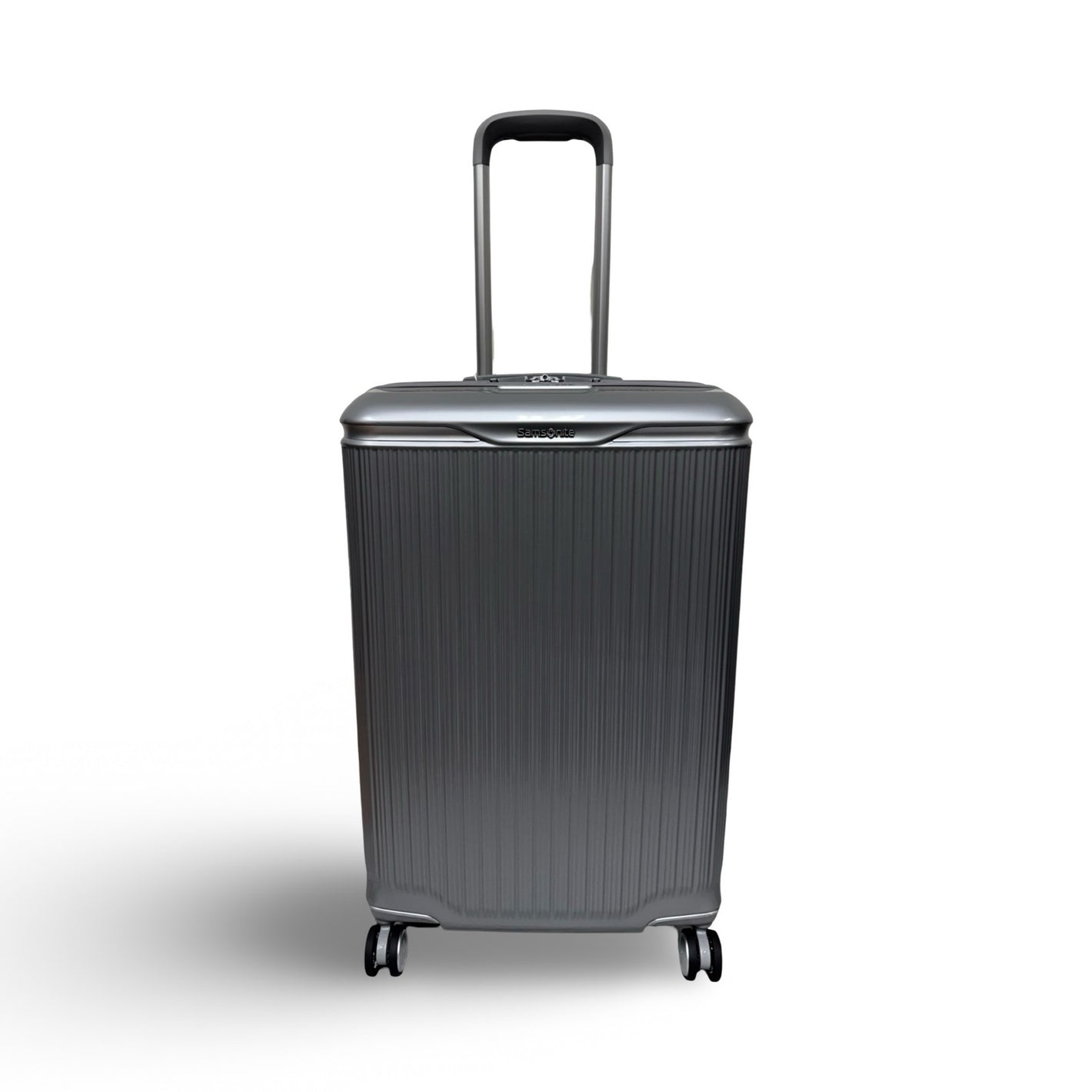Samsonite Silhouette 18 Hardside Medium Spinner - Metallic Silver