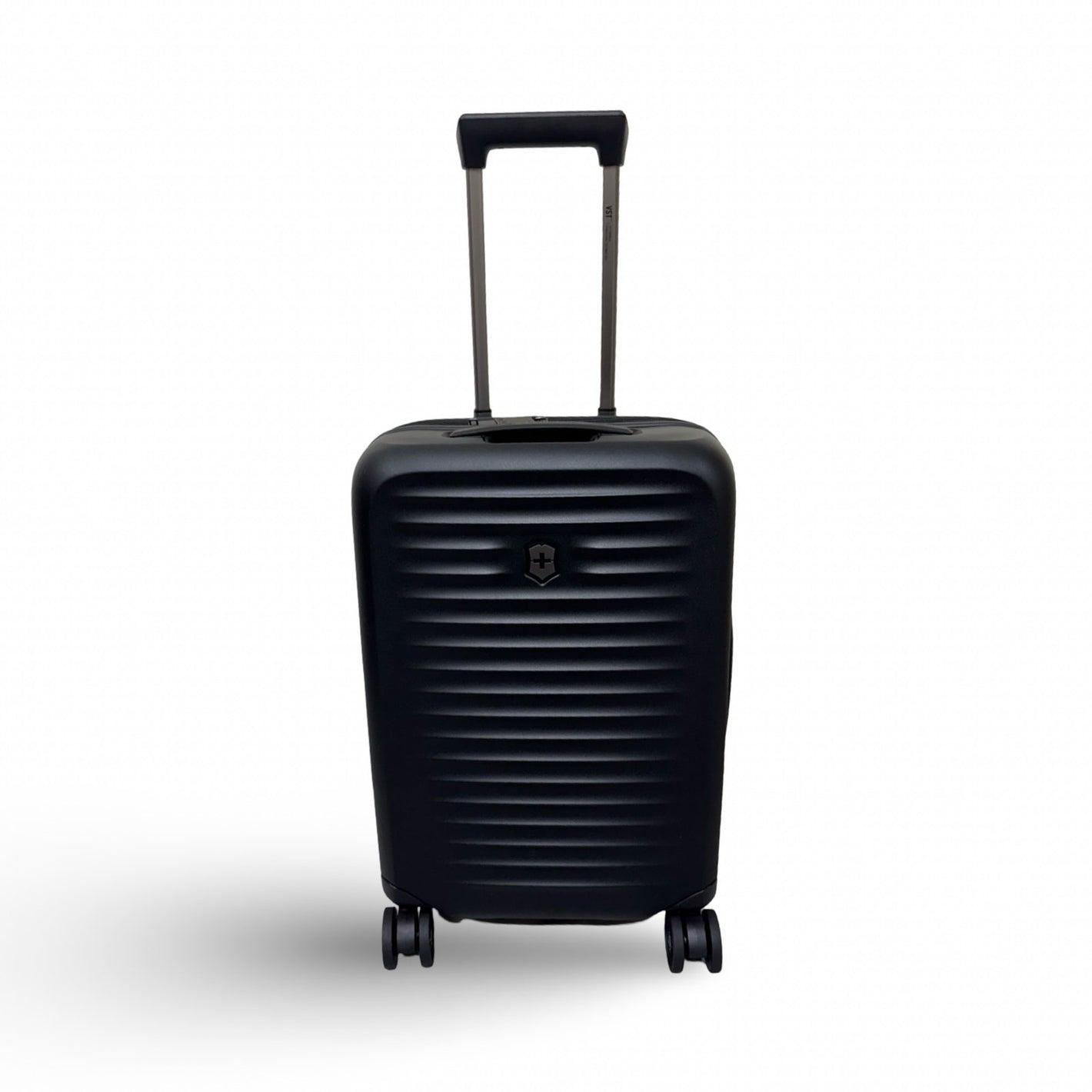 Victorinox Airox Advanced Frequent Flyer Carry On Spinner Suitcase - Black
