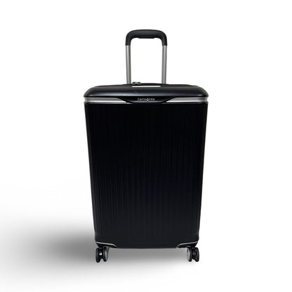 Samsonite Silhouette 18 Hardside Medium Spinner (Preowned)
