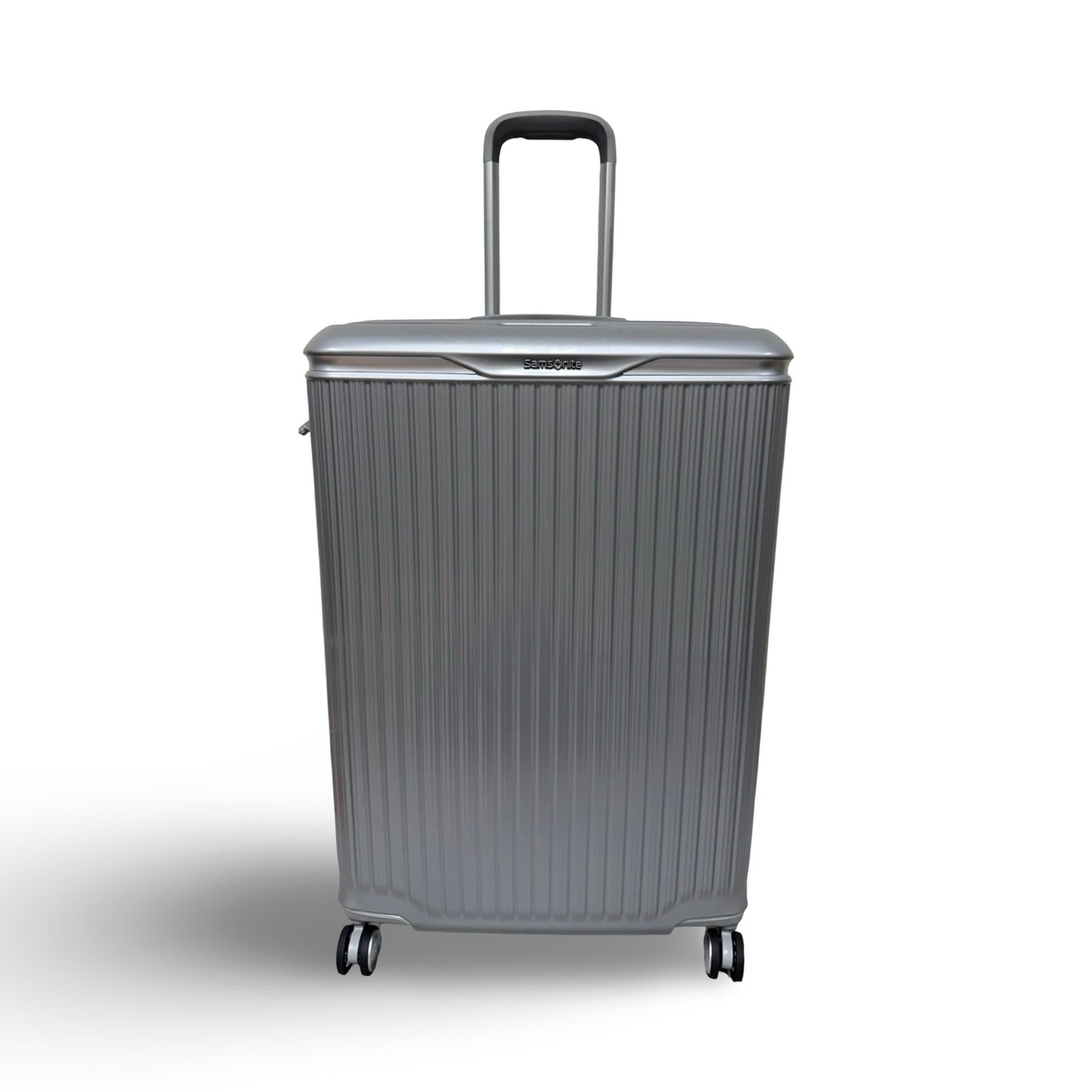 Samsonite Silhouette 18 Hardside Large Spinner - Metallic Silver