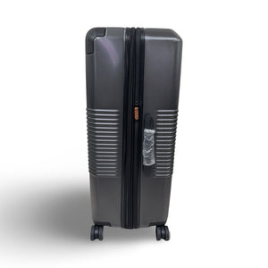 RICARDO Cabrillo 3.0 Hardside 29" Check-In Spinner Suitcase – Graphite (USED)